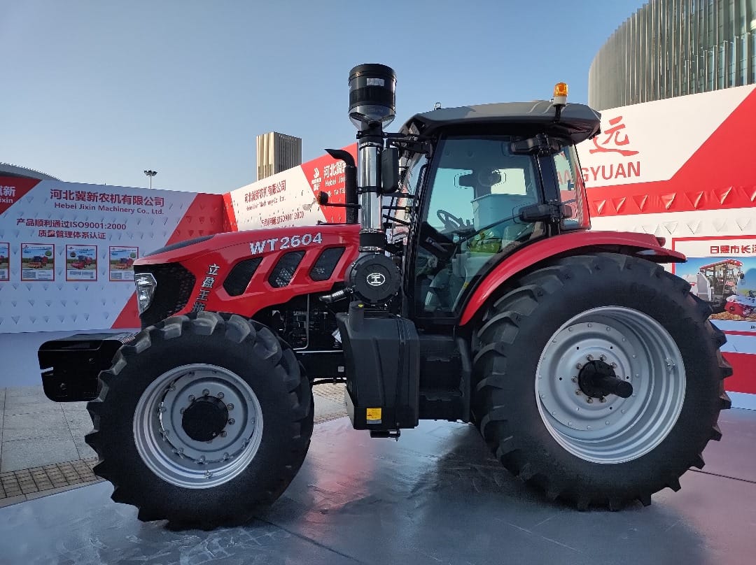 Tracteur ECARE 240 HP